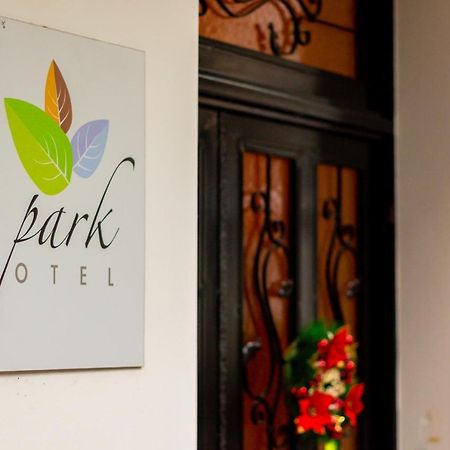V Park Hotel Tbilisi Exteriér fotografie